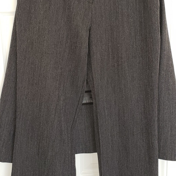 Suit - Picture 3 of 3